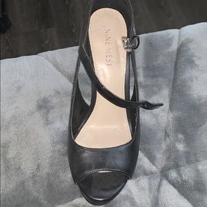Peep toe heels Nine West